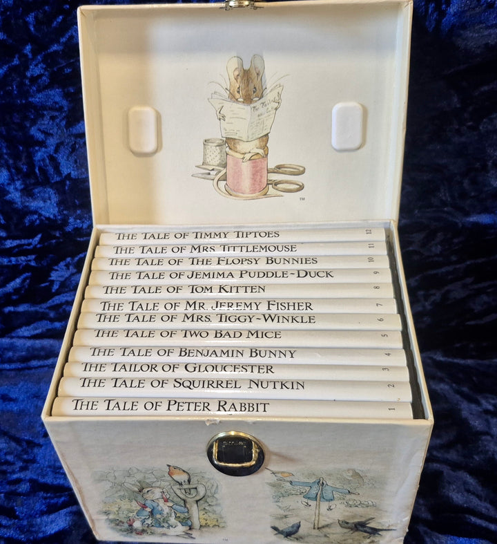 Beatrix Potter Case + 12 Books