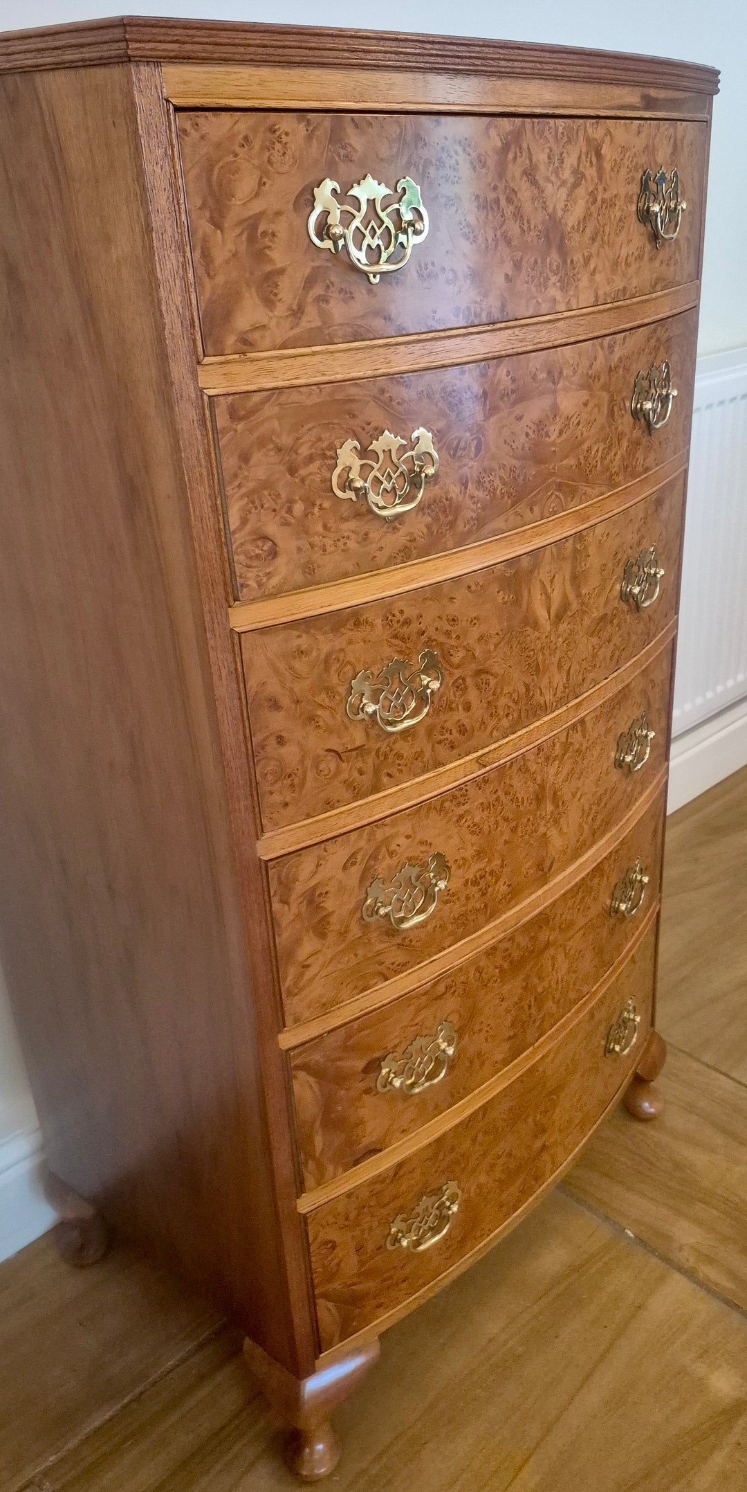 Bow Fronted Burr Walnut Chest Of Drawers