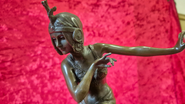 Bronze Art Deco Style Cauciuile Lady