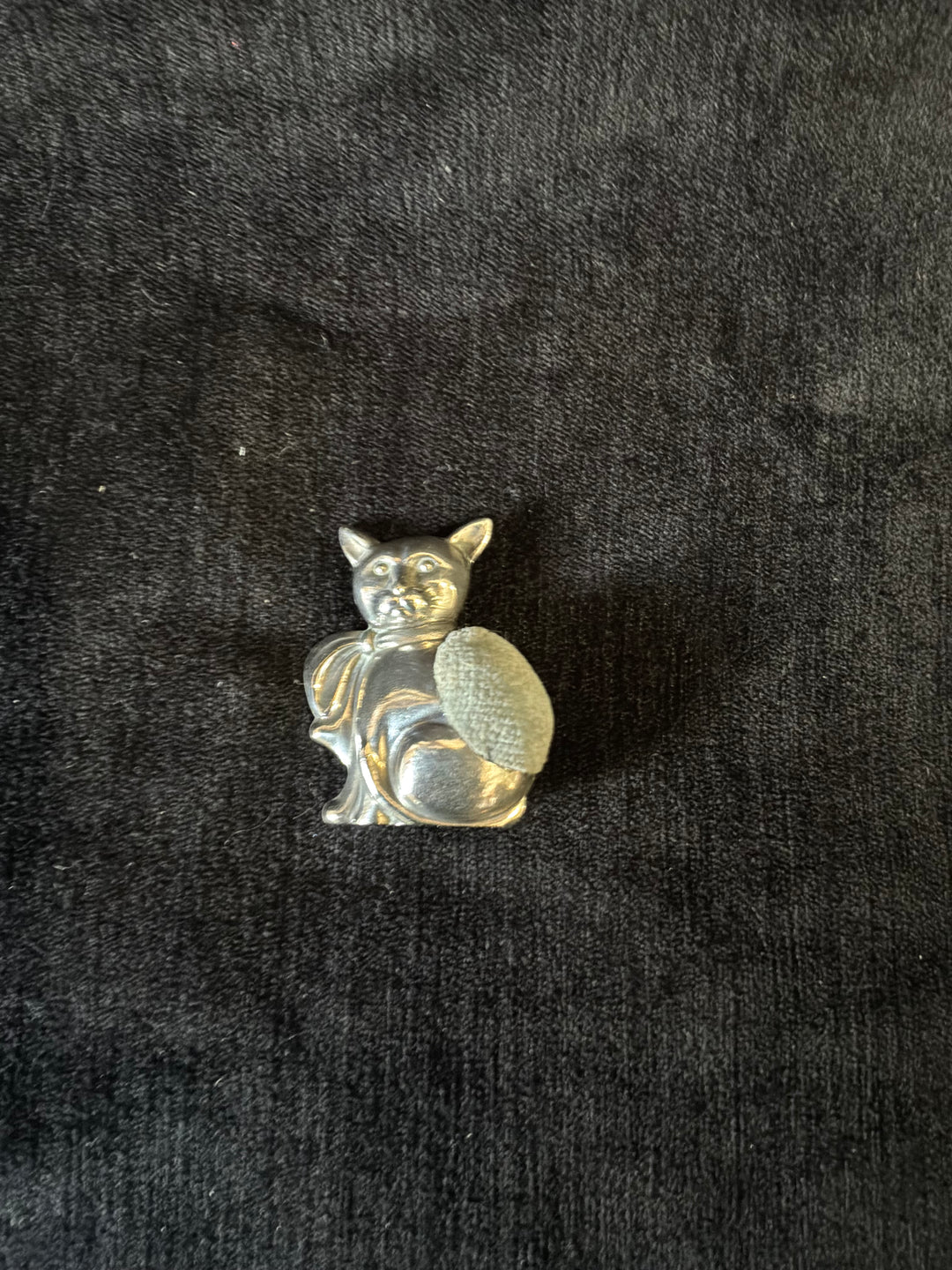 Antiquel Vintage Cat Pin Cushion