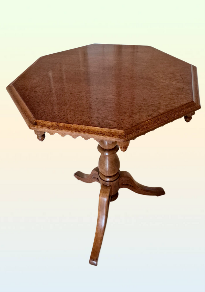 Victorian Walnut Lamp Table