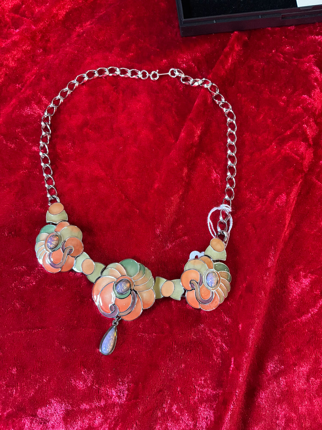 1970s Beautiful Enamelled Necklace