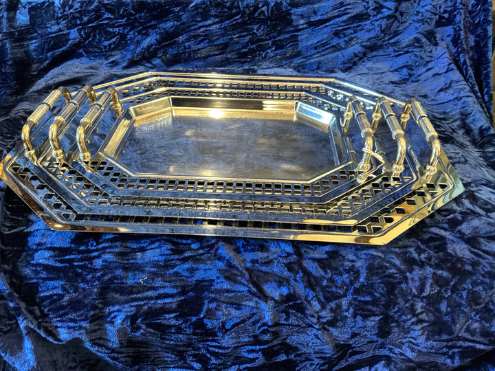 Set Of 3 Graduated Vintage Trays
