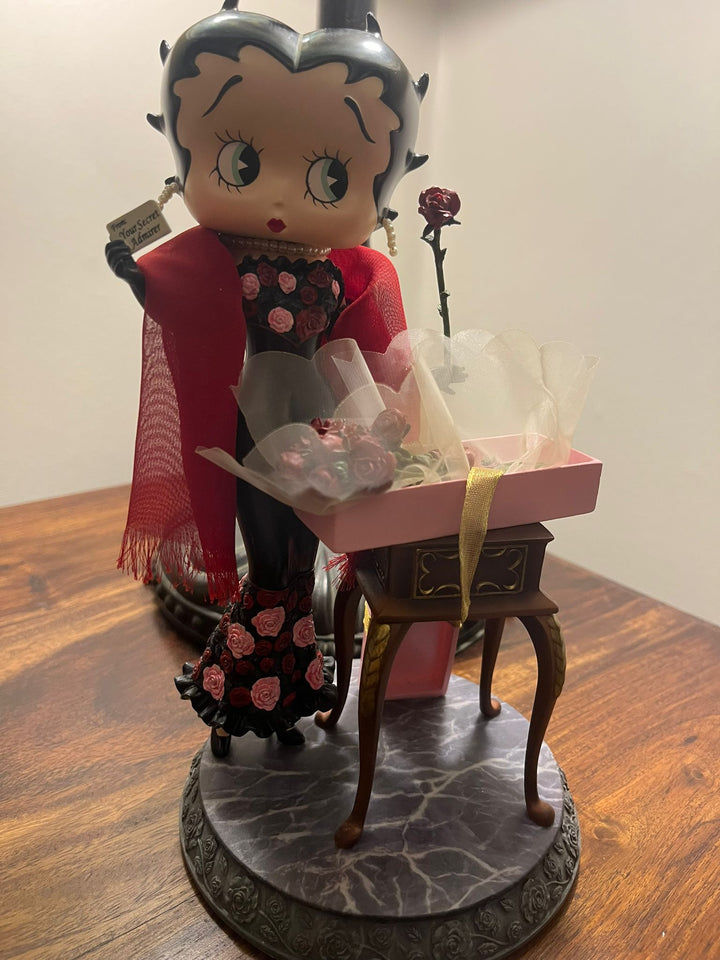 Rare Betty Boop Figurine “Secret Admirer”