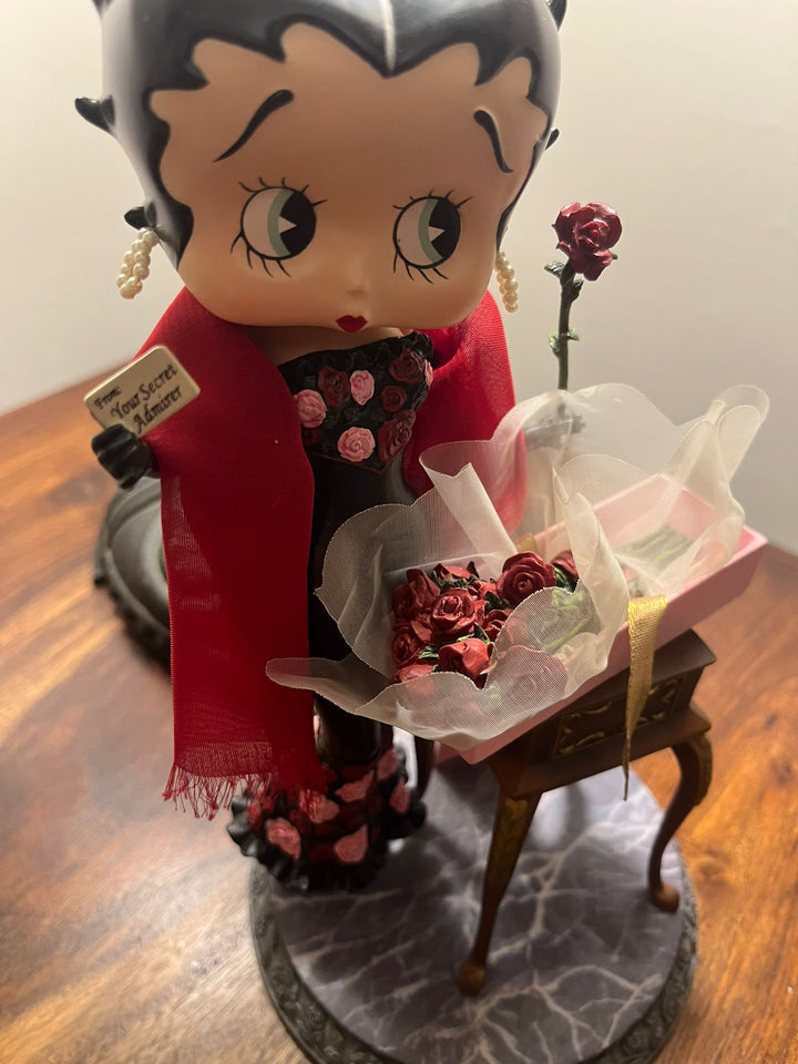 Rare Betty Boop Figurine “Secret Admirer”