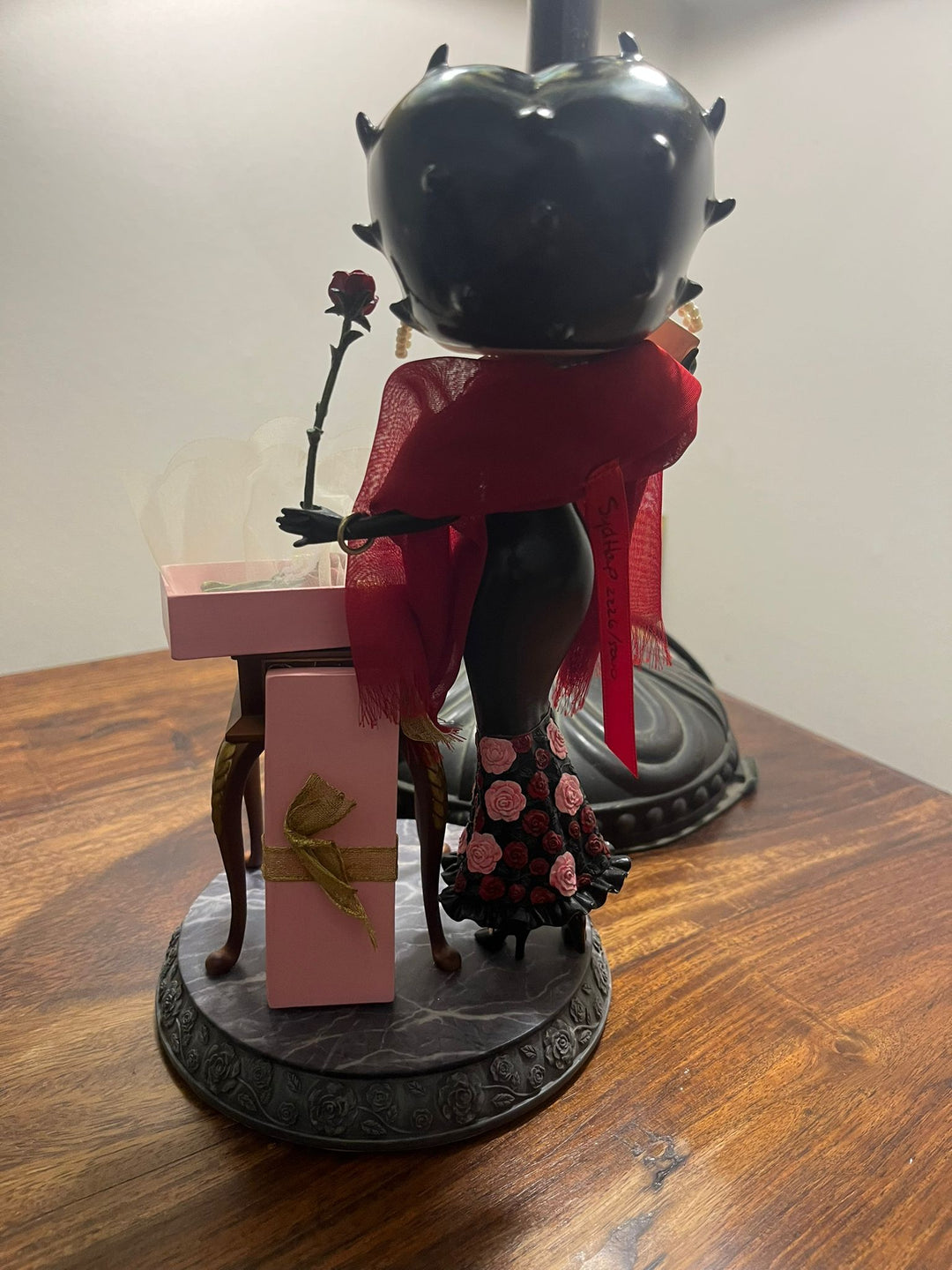 Rare Betty Boop Figurine “Secret Admirer”