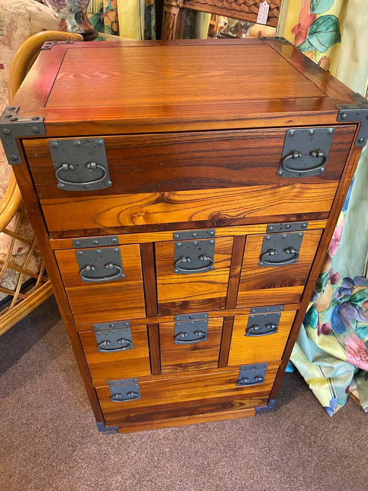 Tansu-Style  Slim Chest.