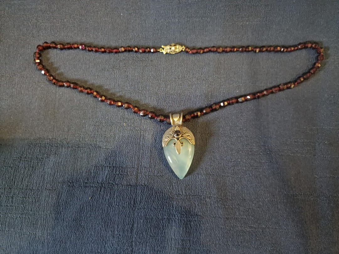 Necklace Silver Garnets Agate