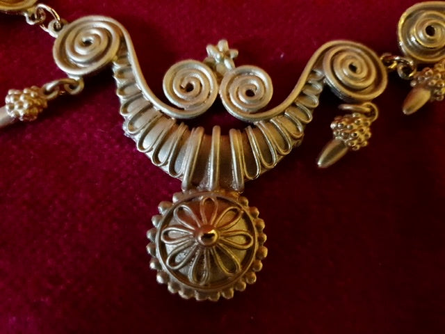 Deco Necklace