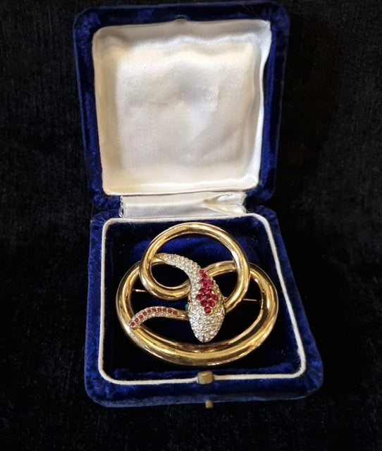 Vintage Artwood And Sawyer Brooch