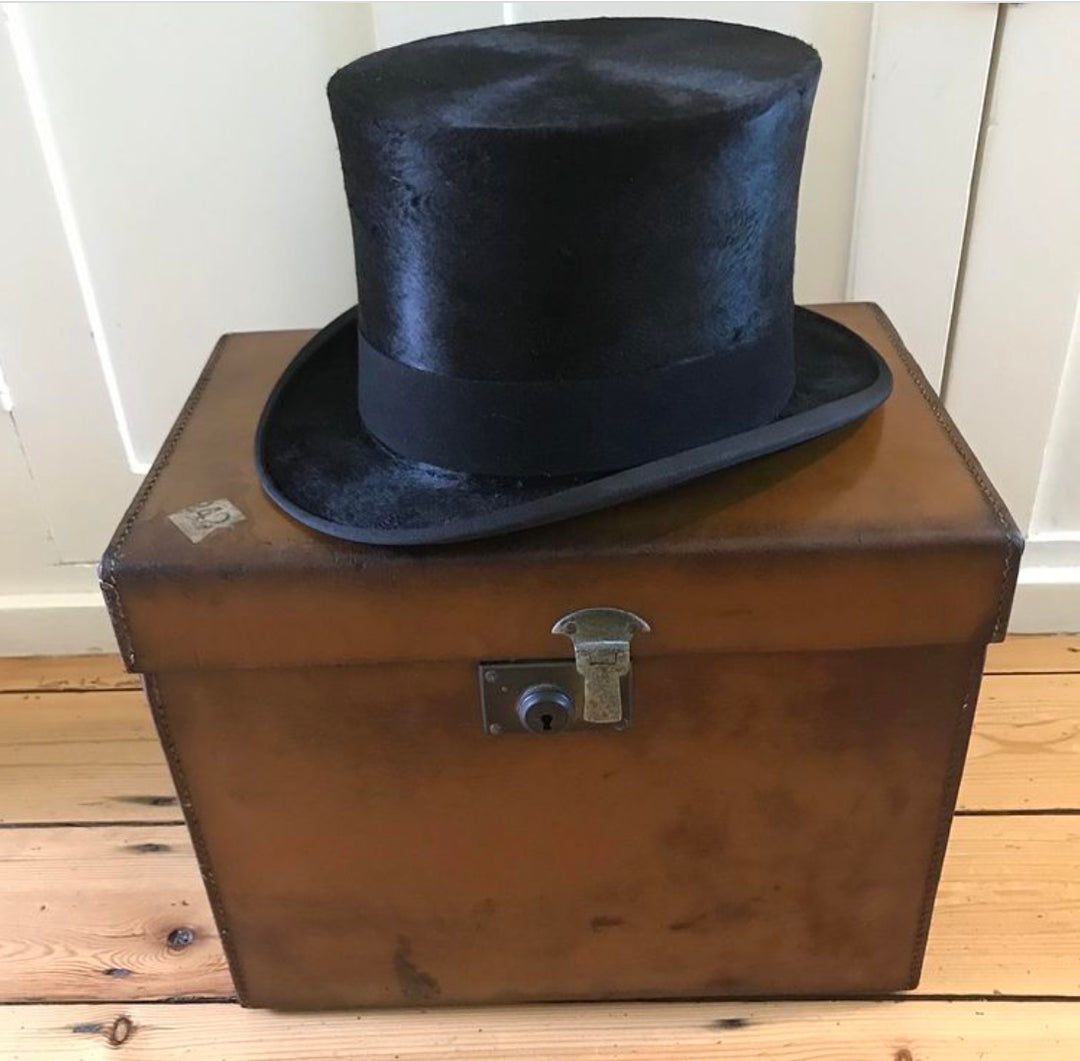 Top Hat With Leather Case