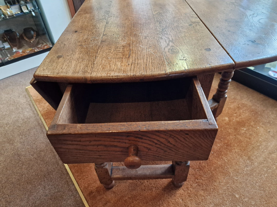 Quality Solid Oak Antique Drop Leaf Table