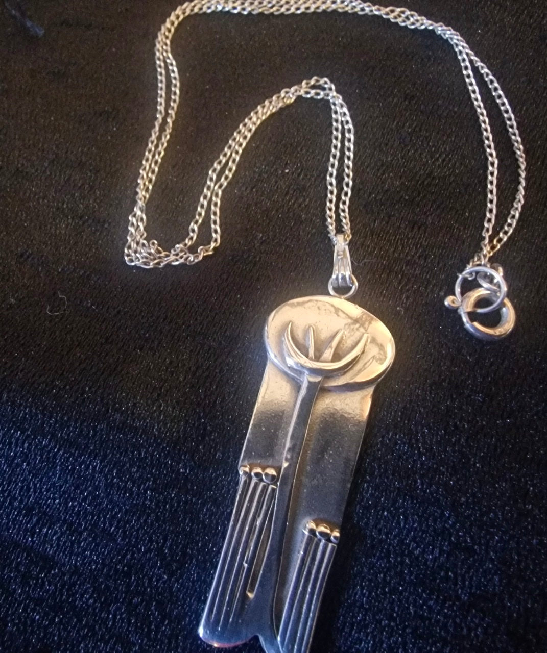 Vintage Arts And Craft Style Silver Pendent